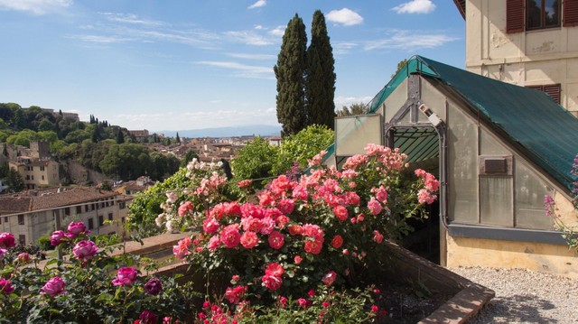 Vườn hoa hồng Giardinora đẹp bậc nhất ở Ý