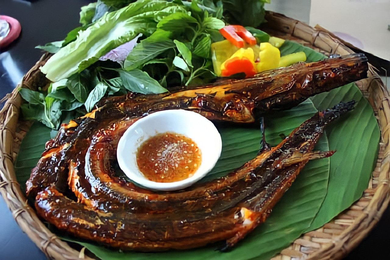 Cá Chình Sông Cái, Món Ngon Không Thể Bỏ Lỡ Khi Đến Phú Yên - Agri.Vn