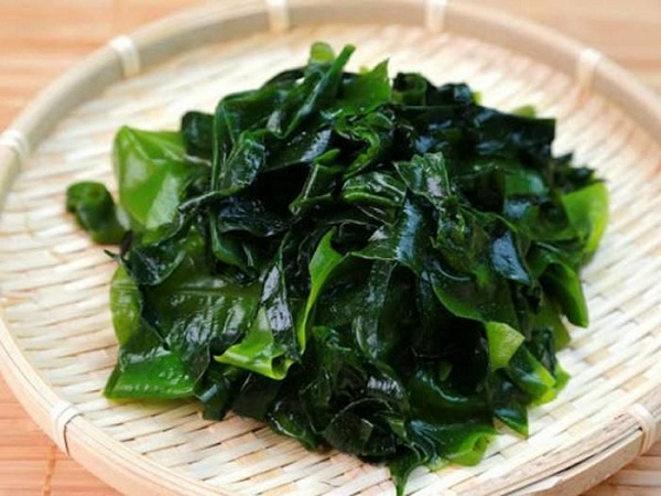 Loại tảo này thường được sử dụng để nấu canh, xào thịt là chủ yếu
