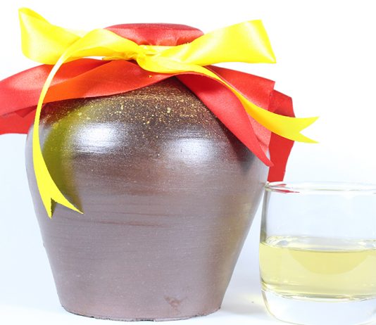 Tìm hiểu quy trình làm rượu nếp cái hoa vàng hạ thổ 1